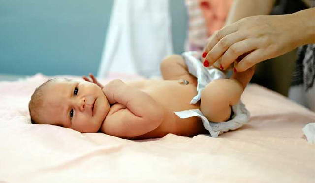 Áp xe hậu môn ở trẻ nhỏ