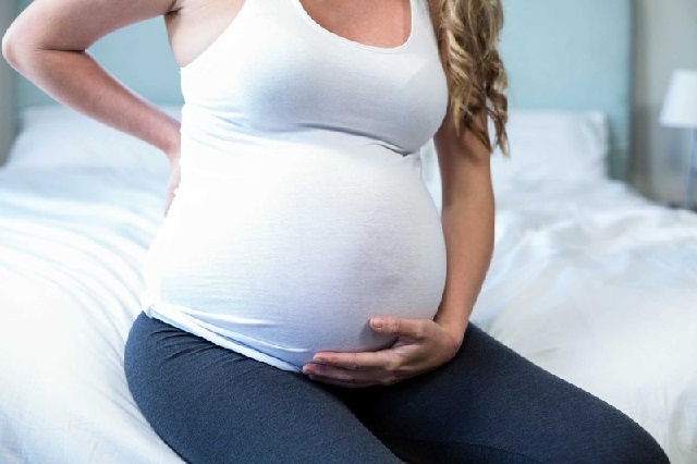 Nguyên nhân phụ nữ mang thai dễ mắc bệnh lòi dom