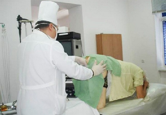 Thực trạng “tự làm bác sĩ” của nhiều bệnh nhân trĩ