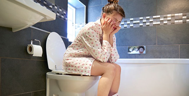 Táo bón có phải là 1 triệu chứng của COVID-19 không, cách ứng phó?