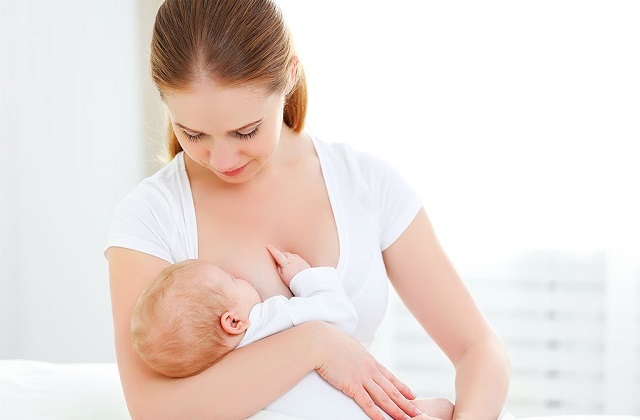 Gel bôi trĩ cho sản phụ sau sinh có ảnh hưởng đến sữa mẹ không